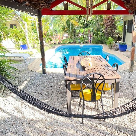 Travellers Motel Vanuatu ポートビラ エクステリア 写真